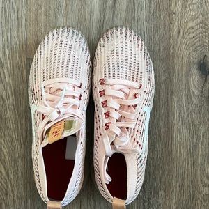 ** SOLD****Nike air vapormax